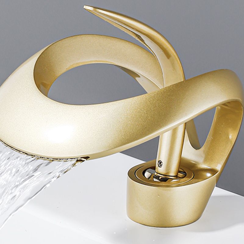 Luxury Single Handle Sink Faucet Brass Bathroom Novel Shape Faucet Clearhalo 'Bathroom Remodel & Bathroom Fixtures' 'Bathroom Sink Faucets' 'Bathroom Sinks & Faucet Components' 'bathroom_sink_faucets' 'Home Improvement' 'home_improvement' 'home_improvement_bathroom_sink_faucets' 1200x1200_1ad0e074-d2e3-4999-a6de-65b593fe47c5