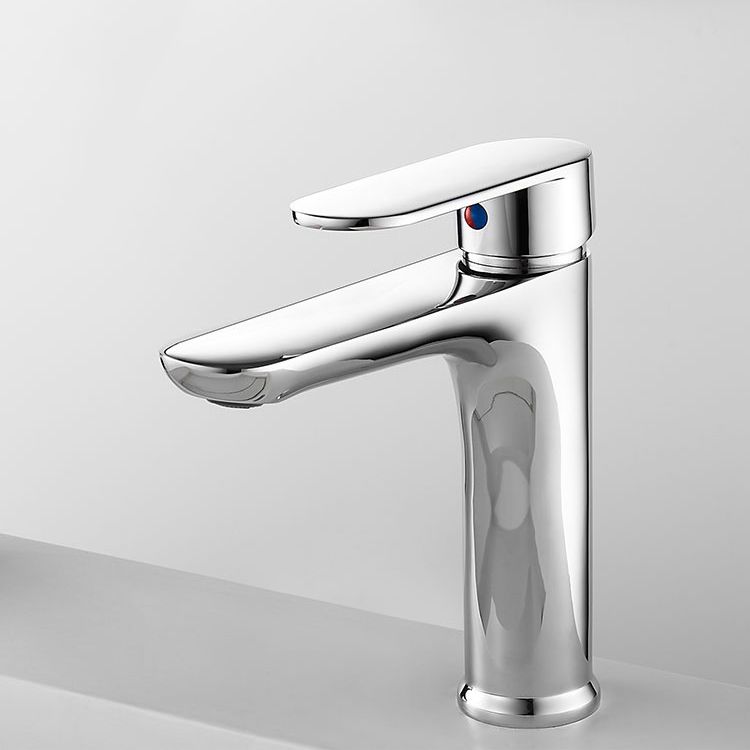 Modern Brass Bathroom Sink Faucet Circular Lever Handles Sink Faucet Clearhalo 'Bathroom Remodel & Bathroom Fixtures' 'Bathroom Sink Faucets' 'Bathroom Sinks & Faucet Components' 'bathroom_sink_faucets' 'Home Improvement' 'home_improvement' 'home_improvement_bathroom_sink_faucets' 1200x1200_1c830f67-1e14-4adb-87d6-34fec0981f8f