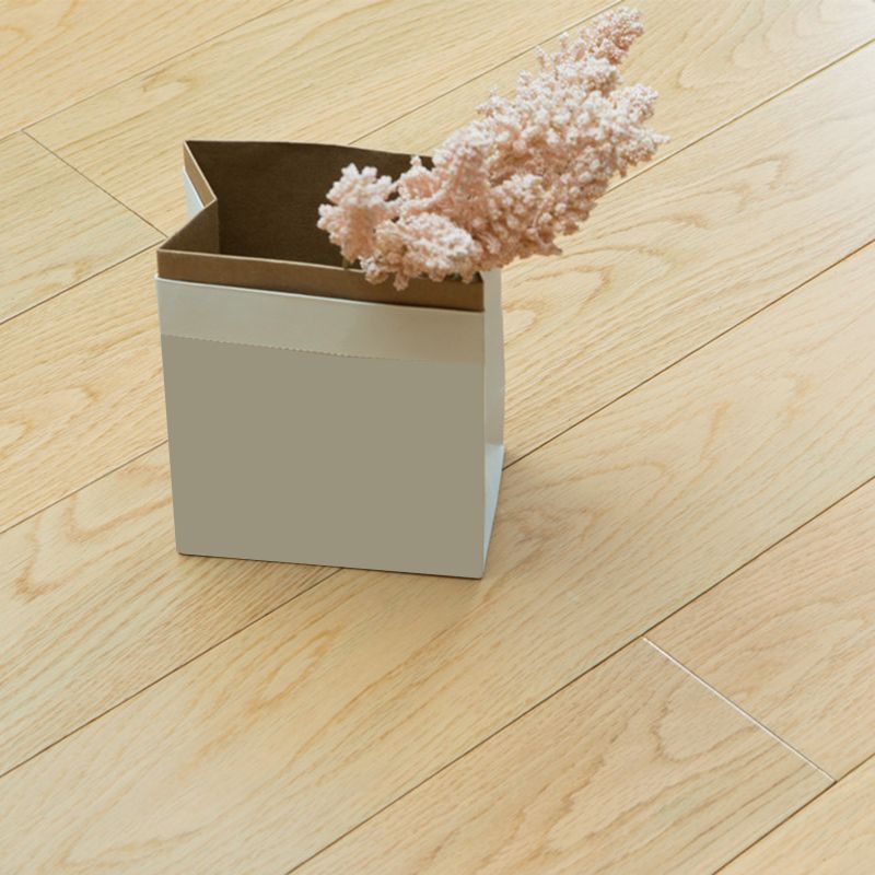 Traditional Plank Flooring Wire Brushed Waterproof Click-Locking Wood Tile Set Clearhalo 'Flooring 'Hardwood Flooring' 'hardwood_flooring' 'Home Improvement' 'home_improvement' 'home_improvement_hardwood_flooring' Walls and Ceiling' 1200x1200_1e033c70-dce9-49a6-aba9-bbf3034ed0e3