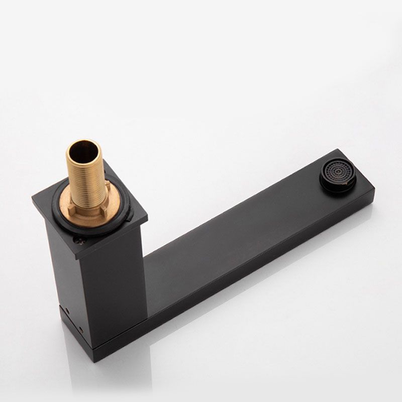 Traditional Roman Tub Faucet Set Copper Fixed Deck-Mount with Handles Clearhalo 'Bathroom Remodel & Bathroom Fixtures' 'Bathtub Faucets' 'bathtub_faucets' 'Home Improvement' 'home_improvement' 'home_improvement_bathtub_faucets' 1200x1200_1e50a223-9c4d-4e1f-84b3-a71c310af505