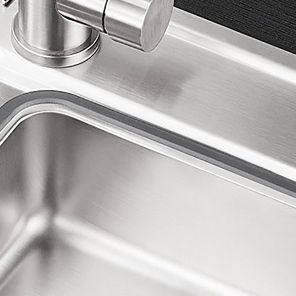 Classic Stainless Steel Sink Overflow Hole Kitchen Sink with Faucet Clearhalo 'Home Improvement' 'home_improvement' 'home_improvement_kitchen_sinks' 'Kitchen Remodel & Kitchen Fixtures' 'Kitchen Sinks & Faucet Components' 'Kitchen Sinks' 'kitchen_sinks' 1200x1200_21014b51-1e8e-4f71-bae2-ea74b59b83ec