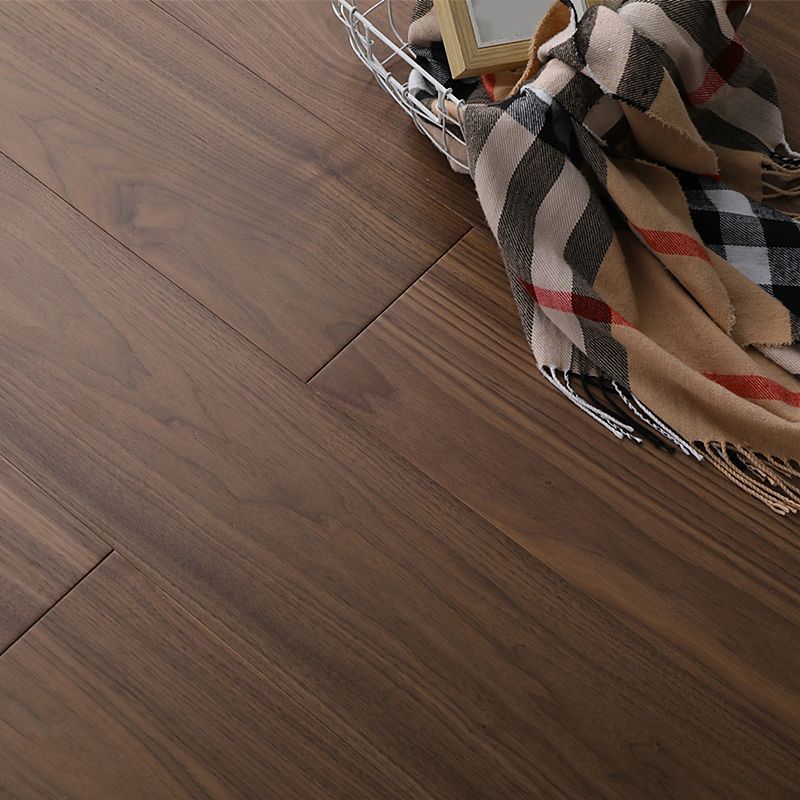 Rectangle Laminate Floor Scratch Resistant Wooden Effect Laminate Floor Clearhalo 'Flooring 'Home Improvement' 'home_improvement' 'home_improvement_laminate_flooring' 'Laminate Flooring' 'laminate_flooring' Walls and Ceiling' 1200x1200_236fc29c-c9f2-460b-a0cd-3e92082d5a12