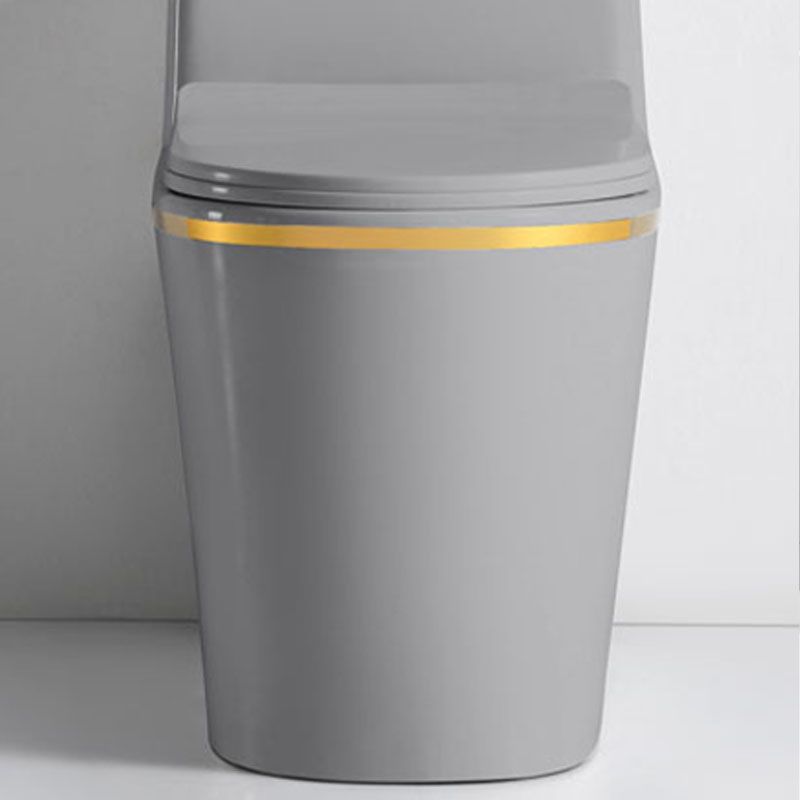 Traditional Floor Mounted Toilet Siphon Jet One-Piece Flush Toilet with Slow Close Seat Clearhalo 'Bathroom Remodel & Bathroom Fixtures' 'Home Improvement' 'home_improvement' 'home_improvement_toilets' 'Toilets & Bidets' 'Toilets' 1200x1200_2389b712-376f-4e25-8173-ed5919b432e6