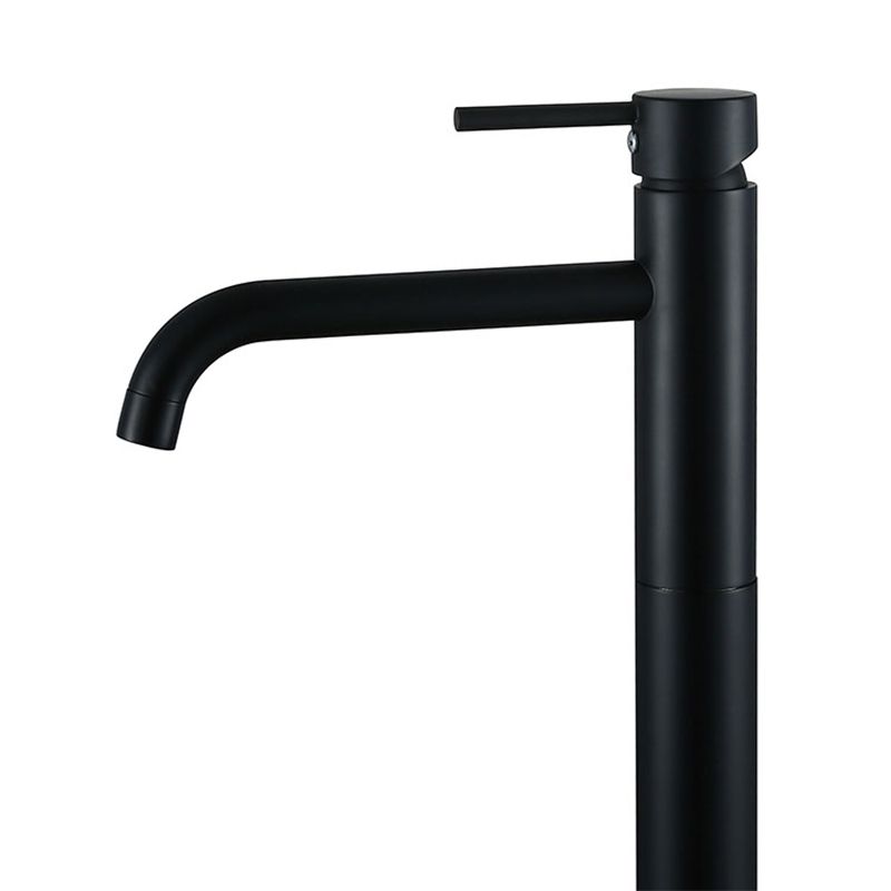 Modern Freestanding Bathtub Faucet Metal Bathroom Faucet with Handle Clearhalo 'Bathroom Remodel & Bathroom Fixtures' 'Bathtub Faucets' 'bathtub_faucets' 'Home Improvement' 'home_improvement' 'home_improvement_bathtub_faucets' 1200x1200_241a62ac-0247-4c58-9617-3415150ec633