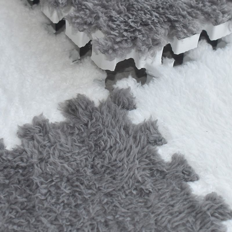 Home Indoor Carpet Tiles Level Loop Stain Resistant Square Carpet Tiles Clearhalo 'Carpet Tiles & Carpet Squares' 'carpet_tiles_carpet_squares' 'Flooring 'Home Improvement' 'home_improvement' 'home_improvement_carpet_tiles_carpet_squares' Walls and Ceiling' 1200x1200_2428bbc5-c6c2-4c90-9f3b-d34097f5885b