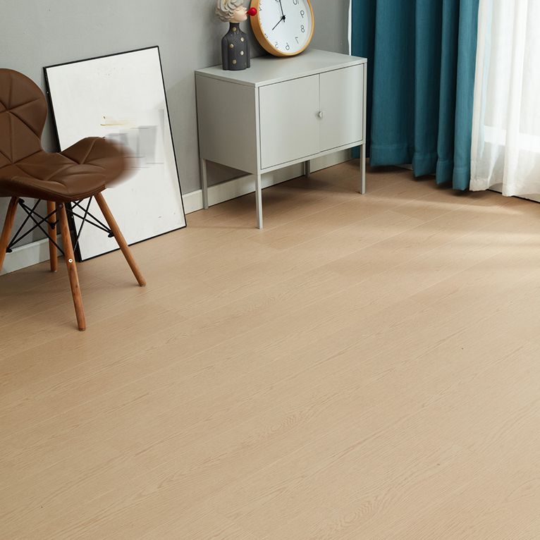 Modern E0 Solid Wood Laminate Flooring in Natural, Click-Lock, Waterproof Clearhalo 'Flooring 'Home Improvement' 'home_improvement' 'home_improvement_laminate_flooring' 'Laminate Flooring' 'laminate_flooring' Walls and Ceiling' 1200x1200_24d42706-9ce5-4e20-a736-174e1925e566