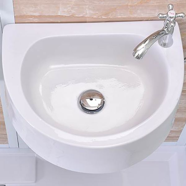 Framed Single Sliding Shower Kit Rectangle Frosted Shower Stall Clearhalo 'Bathroom Remodel & Bathroom Fixtures' 'Home Improvement' 'home_improvement' 'home_improvement_shower_stalls_enclosures' 'Shower Stalls & Enclosures' 'shower_stalls_enclosures' 'Showers & Bathtubs' 1200x1200_251a9806-d2e9-4ebc-bbd1-3790437f6728