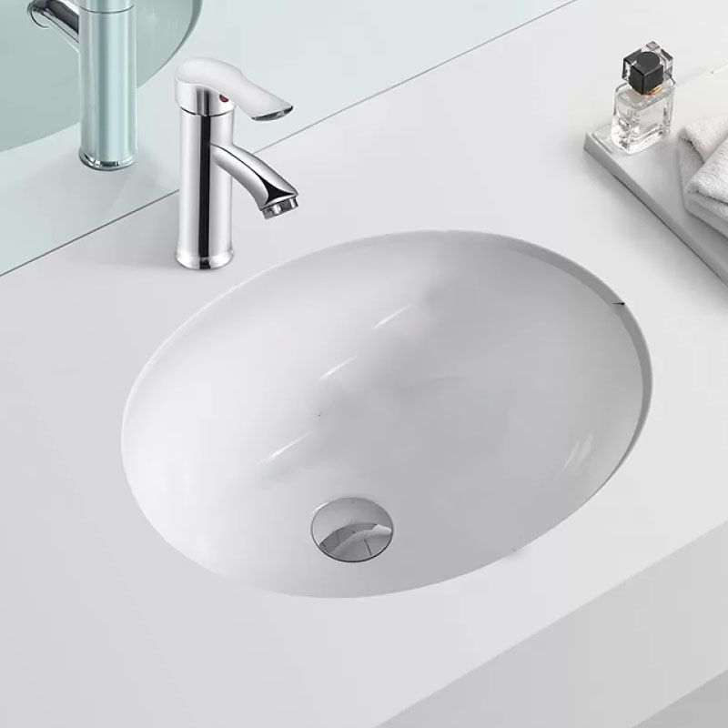 Bathroom Sink Ceramic White Round Anti-spill Sink with Faucet Clearhalo 'Bathroom Remodel & Bathroom Fixtures' 'Bathroom Sinks & Faucet Components' 'Bathroom Sinks' 'bathroom_sink' 'Home Improvement' 'home_improvement' 'home_improvement_bathroom_sink' 1200x1200_251af409-05aa-4ba2-a541-d1f64faf45a9
