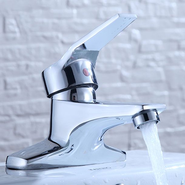 Modern Kitchen Faucet Brass with Supply Lines and Deck Plate Low Profile Bar Faucet Clearhalo 'Home Improvement' 'home_improvement' 'home_improvement_kitchen_faucets' 'Kitchen Faucets' 'Kitchen Remodel & Kitchen Fixtures' 'Kitchen Sinks & Faucet Components' 'kitchen_faucets' 1200x1200_2666eae5-78ea-4b14-86d3-3b96ad62d3ad