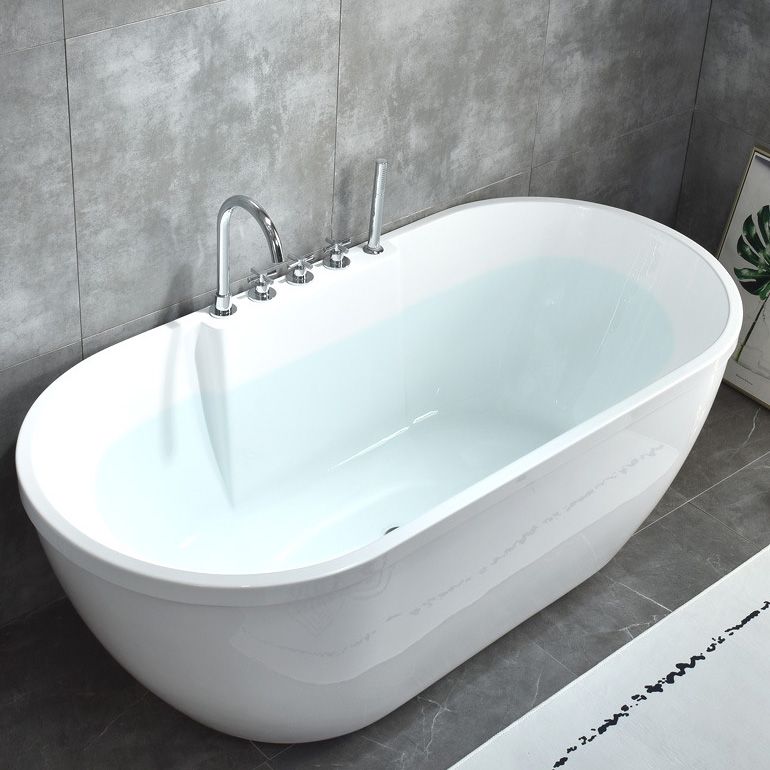 Stand Alone Oval Bath Acrylic Soaking White Modern Center Bathtub Clearhalo 'Bathroom Remodel & Bathroom Fixtures' 'Bathtubs' 'Home Improvement' 'home_improvement' 'home_improvement_bathtubs' 'Showers & Bathtubs' 1200x1200_28f5b04e-aadd-4580-b41e-40d7dcd68caa