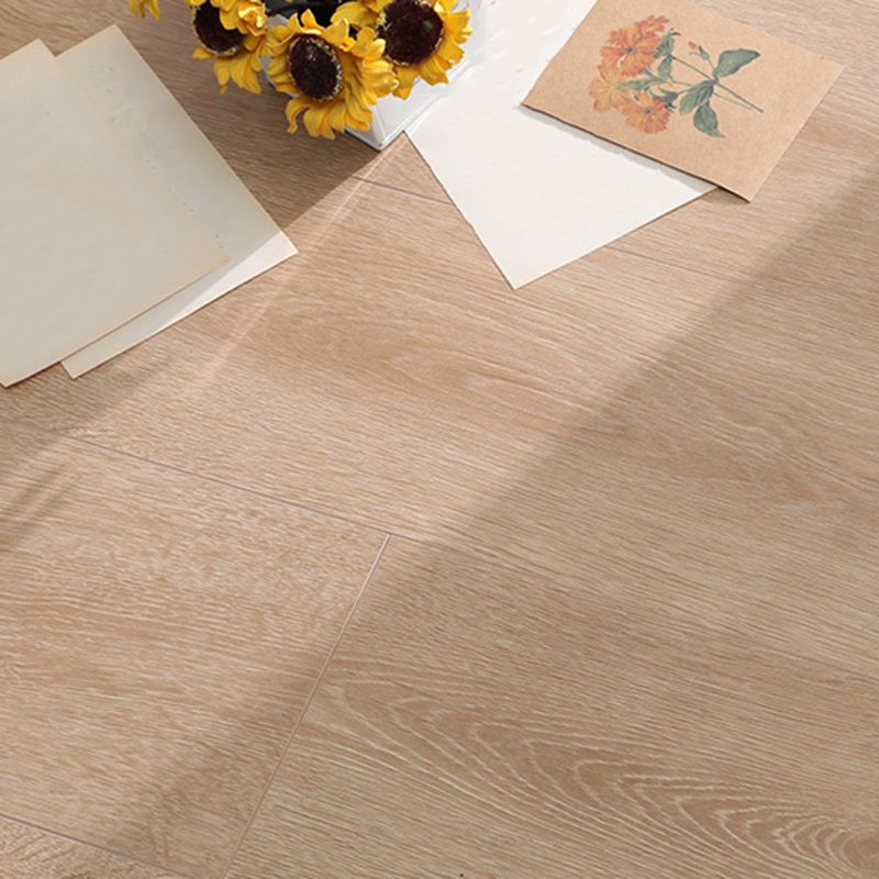Classics Laminate Floor Wood Scratch Resistant Click Laminate Plank Flooring Clearhalo 'Flooring 'Home Improvement' 'home_improvement' 'home_improvement_laminate_flooring' 'Laminate Flooring' 'laminate_flooring' Walls and Ceiling' 1200x1200_2b285e53-6e4b-4a78-8928-973a96d64705