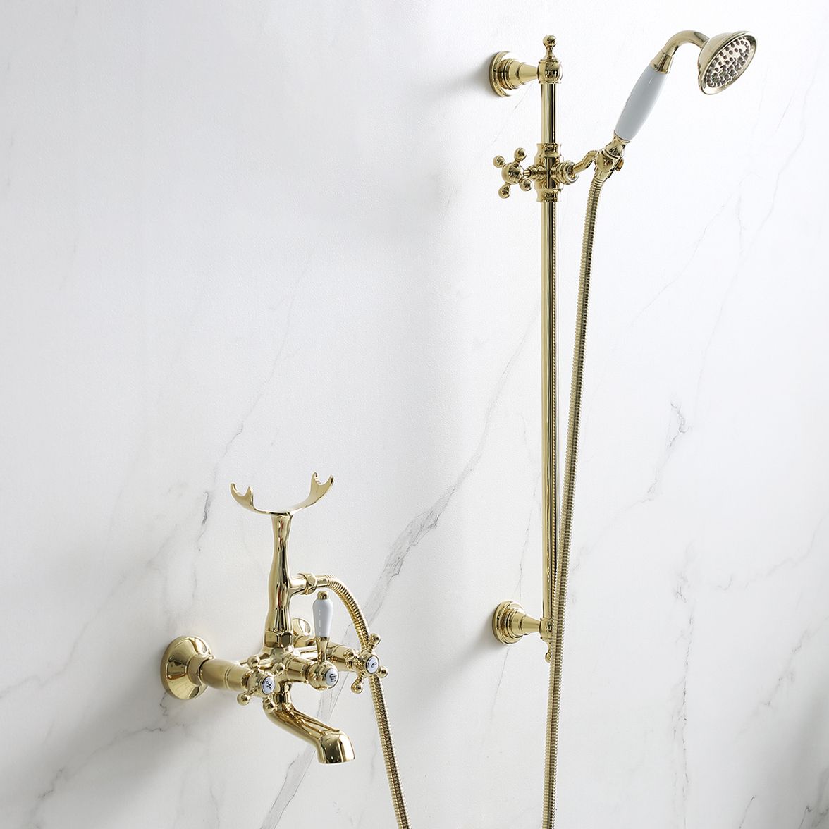Glam Retro Wall Mounted Metal Claw Foot Tub Faucet Trim Low Arc Claw Foot Tub Faucet Clearhalo 'Bathroom Remodel & Bathroom Fixtures' 'Bathtub Faucets' 'bathtub_faucets' 'Home Improvement' 'home_improvement' 'home_improvement_bathtub_faucets' 1200x1200_2cdd1cb5-84d8-4a39-a7d5-5c552575eddb