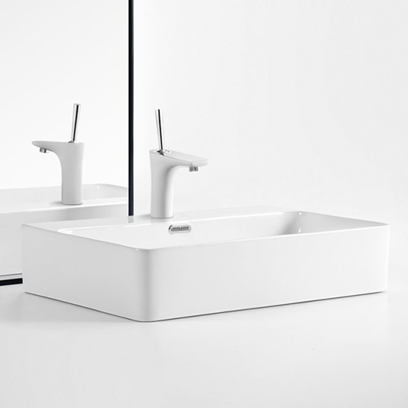 Modern Style Rectangular Vessel Sink with 1-Faucet Hole Porcelain Wash Stand Clearhalo 'Bathroom Remodel & Bathroom Fixtures' 'Bathroom Sinks & Faucet Components' 'Bathroom Sinks' 'bathroom_sink' 'Home Improvement' 'home_improvement' 'home_improvement_bathroom_sink' 1200x1200_2db77a64-31b2-4203-84b6-292963cf1654