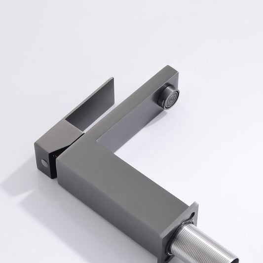 Glam Style Deck Mounted Roman Tub Faucet Low Arc Stainless Steel Roman Tub Faucet Set Clearhalo 'Bathroom Remodel & Bathroom Fixtures' 'Bathroom Sink Faucets' 'Bathroom Sinks & Faucet Components' 'bathroom_sink_faucets' 'Home Improvement' 'home_improvement' 'home_improvement_bathroom_sink_faucets' 1200x1200_2e49cd5d-a758-4baa-8259-6c48c581adb3