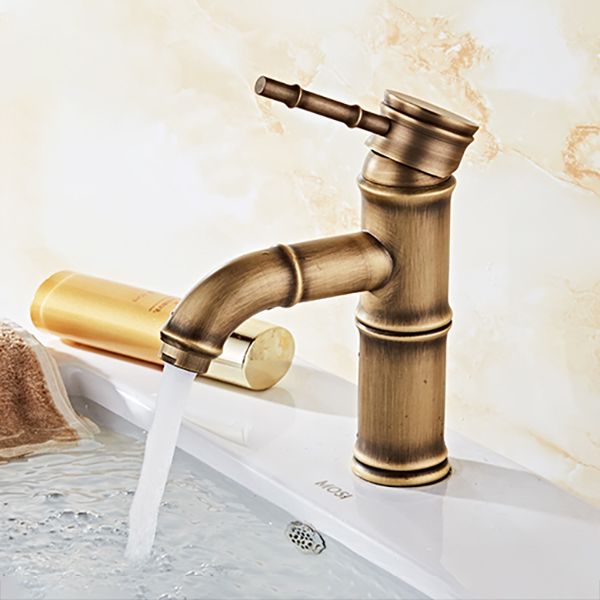 Brass Country Basin Faucet Single Hole Vanity Sink Faucet for Bathroom Clearhalo 'Bathroom Remodel & Bathroom Fixtures' 'Bathroom Sink Faucets' 'Bathroom Sinks & Faucet Components' 'bathroom_sink_faucets' 'Home Improvement' 'home_improvement' 'home_improvement_bathroom_sink_faucets' 1200x1200_2fbd7e24-4416-4dc2-9251-86f2ac717596