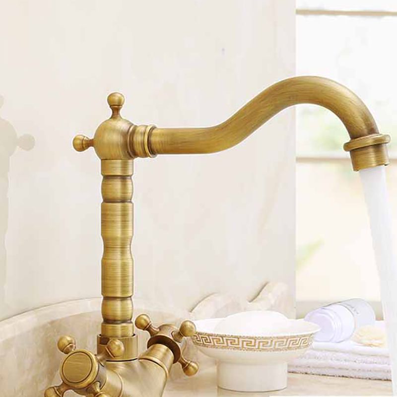 Traditional Kitchen Faucet Brass High Arc Gold Standard Kitchen Faucets with Double Handle Clearhalo 'Home Improvement' 'home_improvement' 'home_improvement_kitchen_faucets' 'Kitchen Faucets' 'Kitchen Remodel & Kitchen Fixtures' 'Kitchen Sinks & Faucet Components' 'kitchen_faucets' 1200x1200_30a70265-a1ee-48e5-8d6b-0eb307d535bb