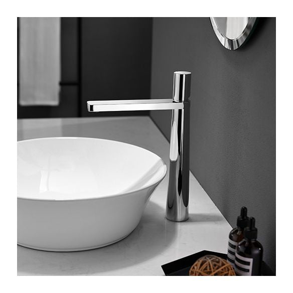 Knob Handle Square Sink Faucet Brass Bathroom Sink Faucet with 1 Hole Clearhalo 'Bathroom Remodel & Bathroom Fixtures' 'Bathroom Sink Faucets' 'Bathroom Sinks & Faucet Components' 'bathroom_sink_faucets' 'Home Improvement' 'home_improvement' 'home_improvement_bathroom_sink_faucets' 1200x1200_32833ed4-f5e3-4d50-856c-294e733d5505