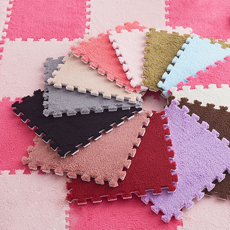 Fade Resistant Level Loop Carpet Tile Non-Skid Interlocking Bedroom Carpet Tiles Clearhalo 'Carpet Tiles & Carpet Squares' 'carpet_tiles_carpet_squares' 'Flooring 'Home Improvement' 'home_improvement' 'home_improvement_carpet_tiles_carpet_squares' Walls and Ceiling' 1200x1200_332b707d-4579-4775-a278-7fe03b2d8870