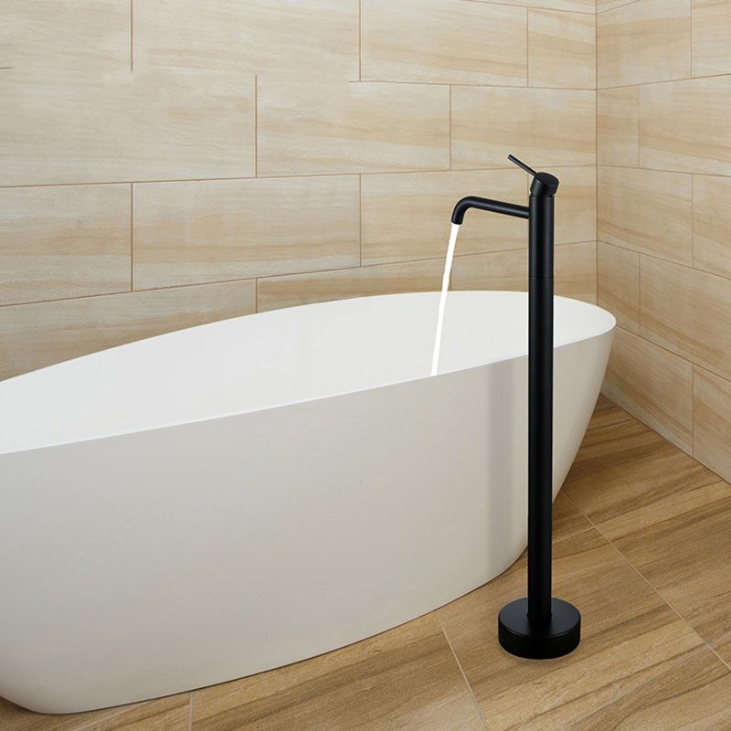 Modern Floor Mounted Metal Freestanding Tub Filler Single Handle Freestanding Faucet Clearhalo 'Bathroom Remodel & Bathroom Fixtures' 'Bathtub Faucets' 'bathtub_faucets' 'Home Improvement' 'home_improvement' 'home_improvement_bathtub_faucets' 1200x1200_347f23f1-3066-48ea-9440-831ea67c047d