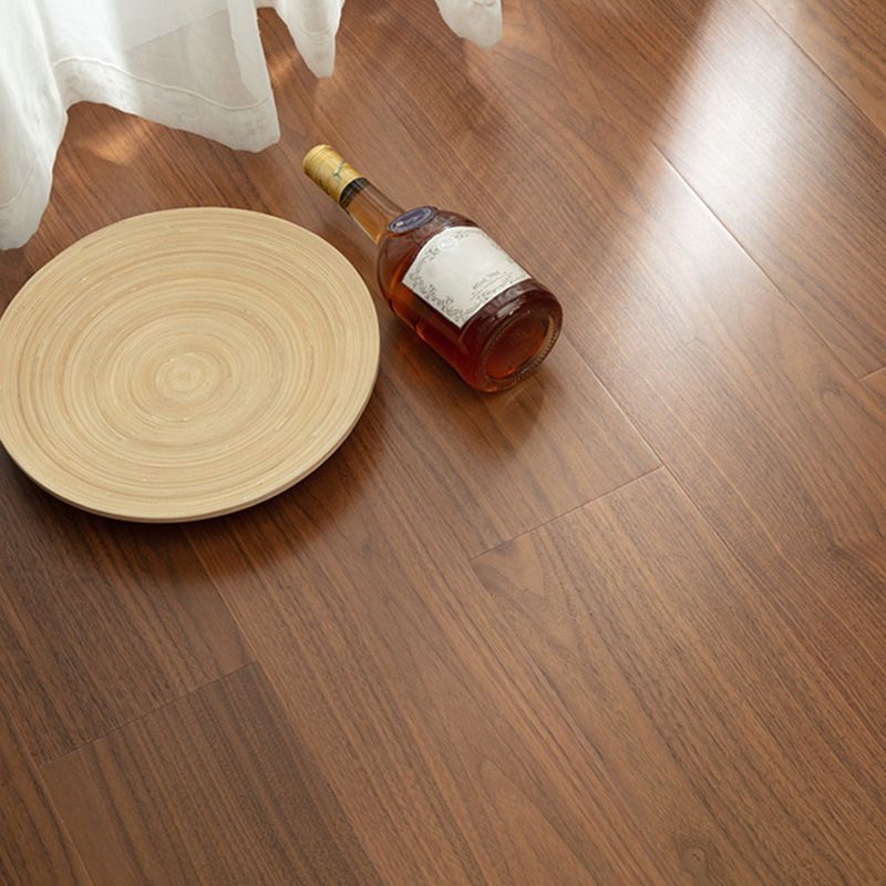 Modern Laminate Flooring Waterproof Click Lock Laminate Floor with Wax Coating Clearhalo 'Flooring 'Home Improvement' 'home_improvement' 'home_improvement_laminate_flooring' 'Laminate Flooring' 'laminate_flooring' Walls and Ceiling' 1200x1200_36ade222-acdf-4a4e-833d-c86ef5a77883
