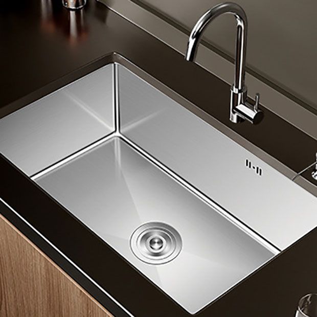 Modern Kitchen Sink Stainless Steel Strainer Kitchen Sink with Faucet in Silver Clearhalo 'Home Improvement' 'home_improvement' 'home_improvement_kitchen_sinks' 'Kitchen Remodel & Kitchen Fixtures' 'Kitchen Sinks & Faucet Components' 'Kitchen Sinks' 'kitchen_sinks' 1200x1200_37521715-bae2-44b7-abec-7ed400cb725d