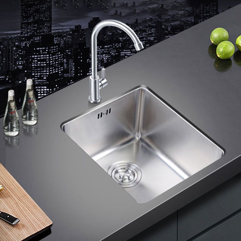 Classic Single Basin Sink Stainless Steel Workstation Sink with Faucet Clearhalo 'Home Improvement' 'home_improvement' 'home_improvement_kitchen_sinks' 'Kitchen Remodel & Kitchen Fixtures' 'Kitchen Sinks & Faucet Components' 'Kitchen Sinks' 'kitchen_sinks' 1200x1200_387f2974-4183-4493-af3c-843334e857e0