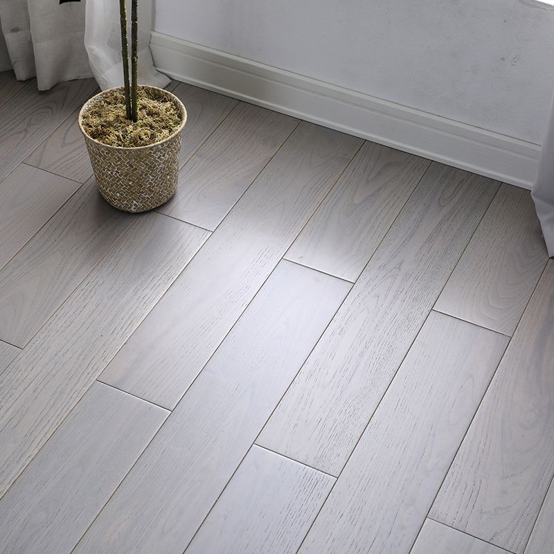 Contemporary Laminate Floor Solid Wood Laminate Plank Flooring Clearhalo 'Flooring 'Home Improvement' 'home_improvement' 'home_improvement_laminate_flooring' 'Laminate Flooring' 'laminate_flooring' Walls and Ceiling' 1200x1200_3aacf7cc-3cdb-4b7f-b474-93ce49713935