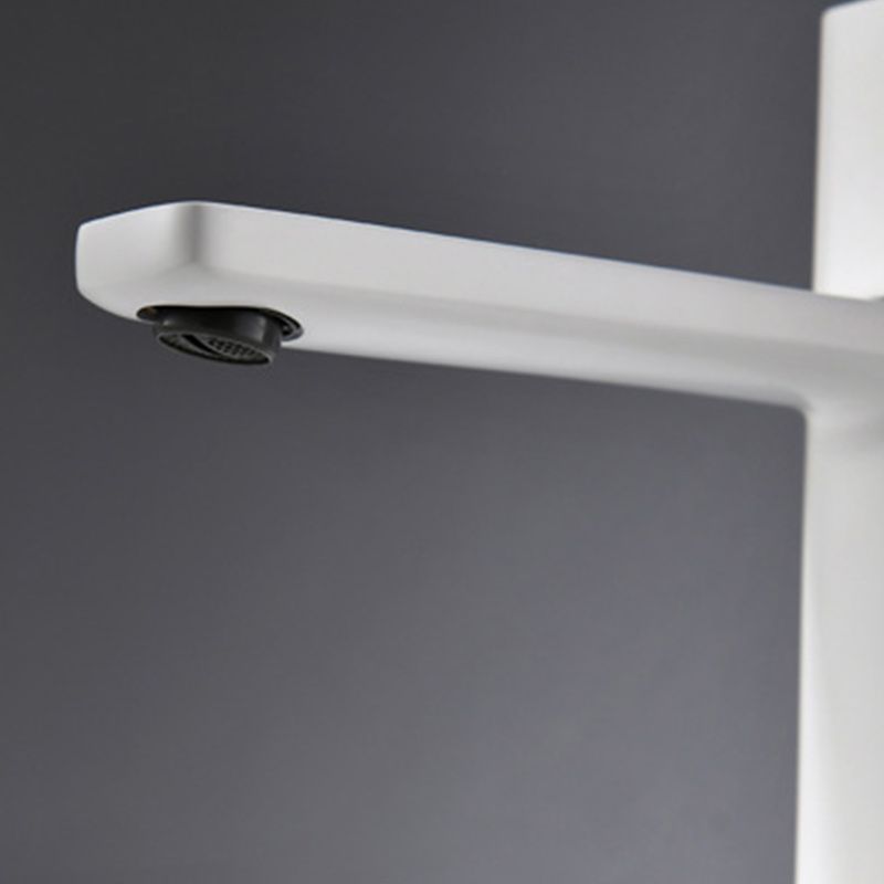 Modern Vessel Faucet Brass Lever Handles Low Arc Bathroom Sink Faucet Clearhalo 'Bathroom Remodel & Bathroom Fixtures' 'Bathroom Sink Faucets' 'Bathroom Sinks & Faucet Components' 'bathroom_sink_faucets' 'Home Improvement' 'home_improvement' 'home_improvement_bathroom_sink_faucets' 1200x1200_3cba721c-93b8-43b4-b08d-c1e730e62154