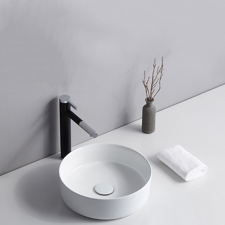 Modern Bathroom Sink Porcelain Solid Color Round Vessel Bathroom Sink Clearhalo 'Bathroom Remodel & Bathroom Fixtures' 'Bathroom Sinks & Faucet Components' 'Bathroom Sinks' 'bathroom_sink' 'Home Improvement' 'home_improvement' 'home_improvement_bathroom_sink' 1200x1200_3cd33911-2dc7-4e7f-993a-cf81d2aa53a6