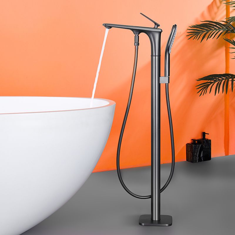 Floor Mounted Copper Freestanding Tub Filler Swivel High Arc Tub Filler Trim Clearhalo 'Bathroom Remodel & Bathroom Fixtures' 'Bathtub Faucets' 'bathtub_faucets' 'Home Improvement' 'home_improvement' 'home_improvement_bathtub_faucets' 1200x1200_3ce67112-897d-4e36-ae3f-0690fa3f6960