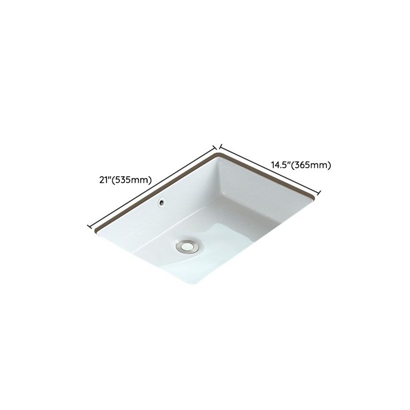Traditional Undermount Bathroom Sink Porcelain with Overflow Basin Sink Clearhalo 'Bathroom Remodel & Bathroom Fixtures' 'Bathroom Sinks & Faucet Components' 'Bathroom Sinks' 'bathroom_sink' 'Home Improvement' 'home_improvement' 'home_improvement_bathroom_sink' 1200x1200_3e9341fe-b622-4b6a-a896-85b15661844c