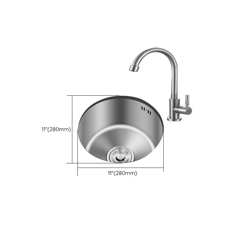 Round Stainless Steel Sink Single Bowl Undermount Sink with Basket Strainer Clearhalo 'Home Improvement' 'home_improvement' 'home_improvement_kitchen_sinks' 'Kitchen Remodel & Kitchen Fixtures' 'Kitchen Sinks & Faucet Components' 'Kitchen Sinks' 'kitchen_sinks' 1200x1200_3f6c235c-71d0-44ed-9774-be88ed7dd706