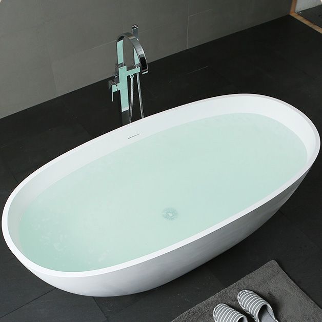 Modern Style Stone Bathtub White Detached Oval Bathtub for Bathroom Clearhalo 'Bathroom Remodel & Bathroom Fixtures' 'Bathtubs' 'Home Improvement' 'home_improvement' 'home_improvement_bathtubs' 'Showers & Bathtubs' 1200x1200_40301cf7-cf42-4081-8f1a-367400160e50