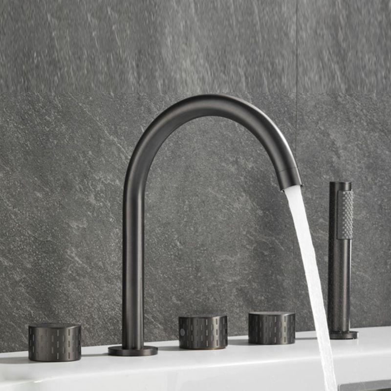 Deck Mounted Copper Roman Tub Faucet Low Arc 3 Handles Roman Tub Faucet Set Clearhalo 'Bathroom Remodel & Bathroom Fixtures' 'Bathtub Faucets' 'bathtub_faucets' 'Home Improvement' 'home_improvement' 'home_improvement_bathtub_faucets' 1200x1200_40e981f6-f609-4aba-9d30-d513a4925104