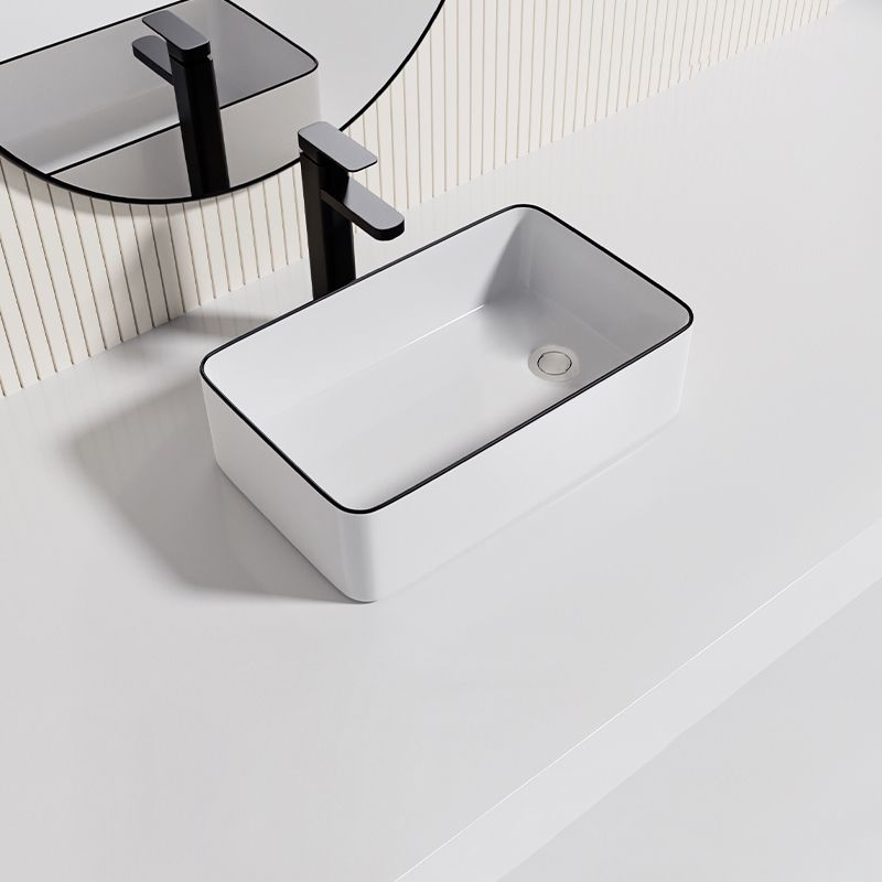 Contemporary Bathroom Sink Porcelain Oval-Shape Vessel Bathroom Sink with Pop-Up Drain Clearhalo 'Bathroom Remodel & Bathroom Fixtures' 'Bathroom Sinks & Faucet Components' 'Bathroom Sinks' 'bathroom_sink' 'Home Improvement' 'home_improvement' 'home_improvement_bathroom_sink' 1200x1200_439da93c-7955-449e-b46f-15d4c29b86aa