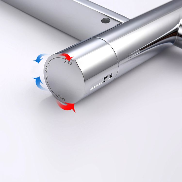 Floor Mounted Metal Freestanding Tub Filler High Arc Freestanding Bathtub Faucet Clearhalo 'Bathroom Remodel & Bathroom Fixtures' 'Bathtub Faucets' 'bathtub_faucets' 'Home Improvement' 'home_improvement' 'home_improvement_bathtub_faucets' 1200x1200_44ae750c-93e7-4bcb-a381-6953b41eded1