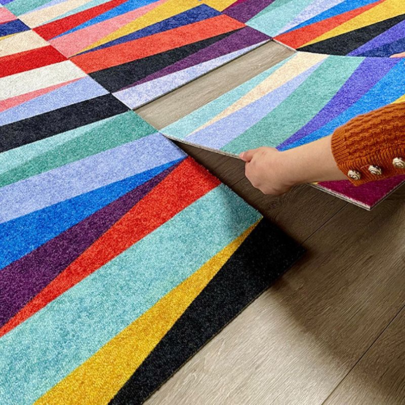 Modern Carpet Tiles Geometric Print Square Stain Resistant Carpet Tiles Clearhalo 'Carpet Tiles & Carpet Squares' 'carpet_tiles_carpet_squares' 'Flooring 'Home Improvement' 'home_improvement' 'home_improvement_carpet_tiles_carpet_squares' Walls and Ceiling' 1200x1200_45df660d-f6d7-41e4-bcbe-e14de3dcb3eb