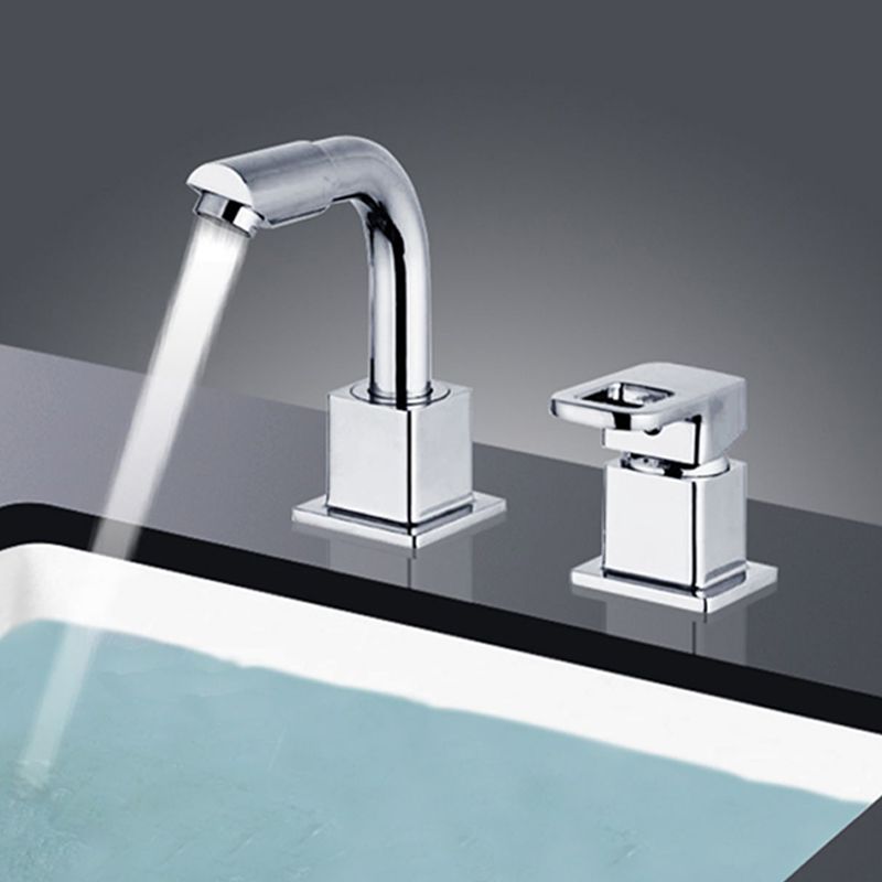 Chrome Bath Faucet Trim with Lever Handle Deck Mount Tub Faucet Clearhalo 'Bathroom Remodel & Bathroom Fixtures' 'Bathtub Faucets' 'bathtub_faucets' 'Home Improvement' 'home_improvement' 'home_improvement_bathtub_faucets' 1200x1200_486f33bf-66d5-4f77-820e-7a5ece205918
