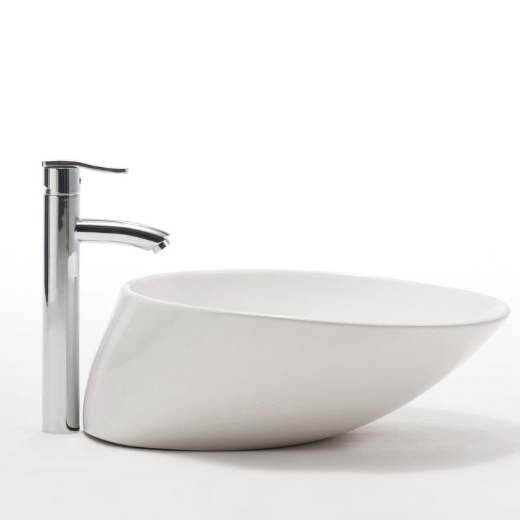 Modern Vessel Bathroom Sink Porcelain Oval with Faucet Vessel Sink Clearhalo 'Bathroom Remodel & Bathroom Fixtures' 'Bathroom Sinks & Faucet Components' 'Bathroom Sinks' 'bathroom_sink' 'Home Improvement' 'home_improvement' 'home_improvement_bathroom_sink' 1200x1200_49f12651-1bc8-4c89-9315-6e5f0cfdd786