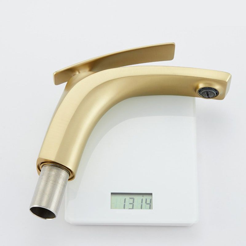 Gorgeous Metal Sink Faucet Plain Low Arc Centerset Bathroom Sink Faucet Clearhalo 'Bathroom Remodel & Bathroom Fixtures' 'Bathroom Sink Faucets' 'Bathroom Sinks & Faucet Components' 'bathroom_sink_faucets' 'Home Improvement' 'home_improvement' 'home_improvement_bathroom_sink_faucets' 1200x1200_4a4a3798-5241-4100-bac3-826df85cacee