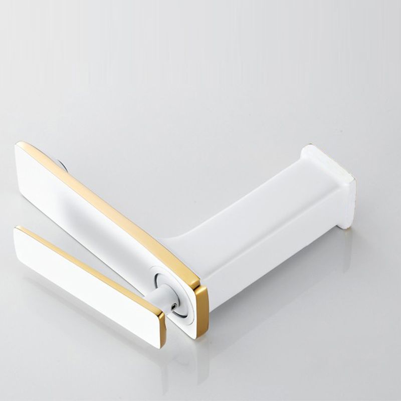 Single Hole Vanity Sink Faucet 6.69" H Modern Luxury Basin Faucet Clearhalo 'Bathroom Remodel & Bathroom Fixtures' 'Bathroom Sink Faucets' 'Bathroom Sinks & Faucet Components' 'bathroom_sink_faucets' 'Home Improvement' 'home_improvement' 'home_improvement_bathroom_sink_faucets' 1200x1200_4b86ce5a-4e74-47ba-b487-dcb5dd5663f4