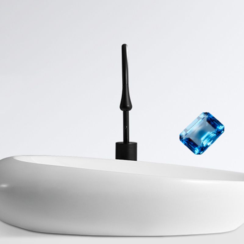 Contemporary Bathroom Sink with Pop-Up Drain Porcelain Oval-Shape Vessel Lavatory Sink Clearhalo 'Bathroom Remodel & Bathroom Fixtures' 'Bathroom Sinks & Faucet Components' 'Bathroom Sinks' 'bathroom_sink' 'Home Improvement' 'home_improvement' 'home_improvement_bathroom_sink' 1200x1200_4bcee8aa-4af5-4842-b307-141bd15ef679