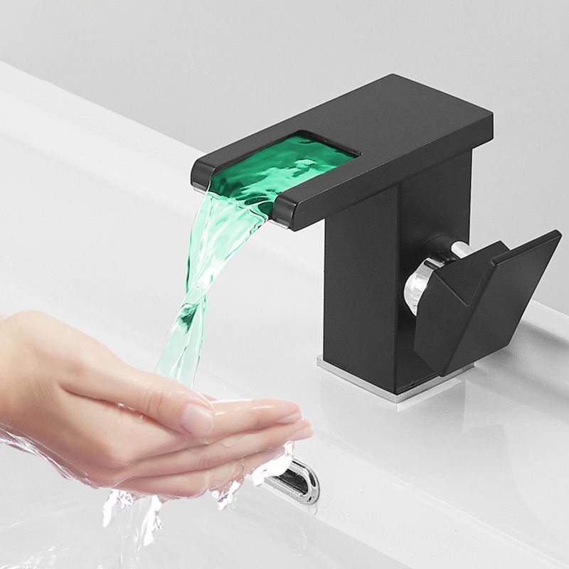 Modern Basin Lavatory Faucet Single-handle Vanity Sink Faucet Clearhalo 'Bathroom Remodel & Bathroom Fixtures' 'Bathroom Sink Faucets' 'Bathroom Sinks & Faucet Components' 'bathroom_sink_faucets' 'Home Improvement' 'home_improvement' 'home_improvement_bathroom_sink_faucets' 1200x1200_4c5b512e-1b82-463e-acda-d9d30c63e6c0