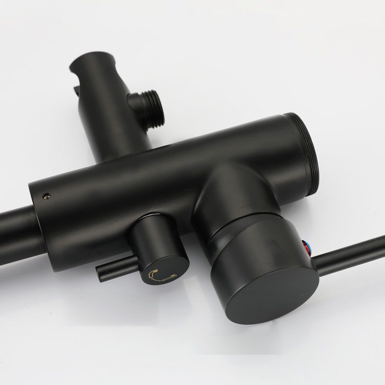 Contemporary Metal Freestanding Faucet Floor Mounted Freestanding Bathtub Faucet Clearhalo 'Bathroom Remodel & Bathroom Fixtures' 'Bathtub Faucets' 'bathtub_faucets' 'Home Improvement' 'home_improvement' 'home_improvement_bathtub_faucets' 1200x1200_4d027525-8347-4b6d-b9f3-6f4c952f95e1