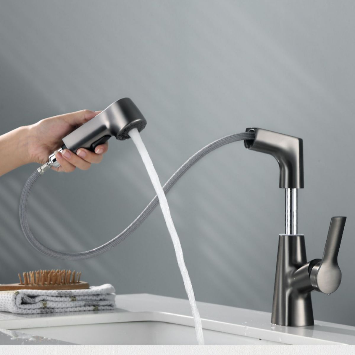 Modern Low Arc Sink Faucet with Single Handle Bathroom Lifting Faucet Clearhalo 'Bathroom Remodel & Bathroom Fixtures' 'Bathroom Sink Faucets' 'Bathroom Sinks & Faucet Components' 'bathroom_sink_faucets' 'Home Improvement' 'home_improvement' 'home_improvement_bathroom_sink_faucets' 1200x1200_4da0a3cf-a879-4200-bf54-ad03e05bc702