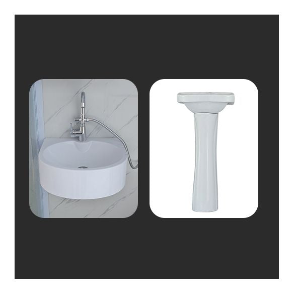 Modern Frosted Glass Single Sliding Shower Enclosure Framed Shower Enclosure in White Clearhalo 'Bathroom Remodel & Bathroom Fixtures' 'Home Improvement' 'home_improvement' 'home_improvement_shower_stalls_enclosures' 'Shower Stalls & Enclosures' 'shower_stalls_enclosures' 'Showers & Bathtubs' 1200x1200_4e62fc42-bf4d-40cd-b62c-ffc0e8de9370