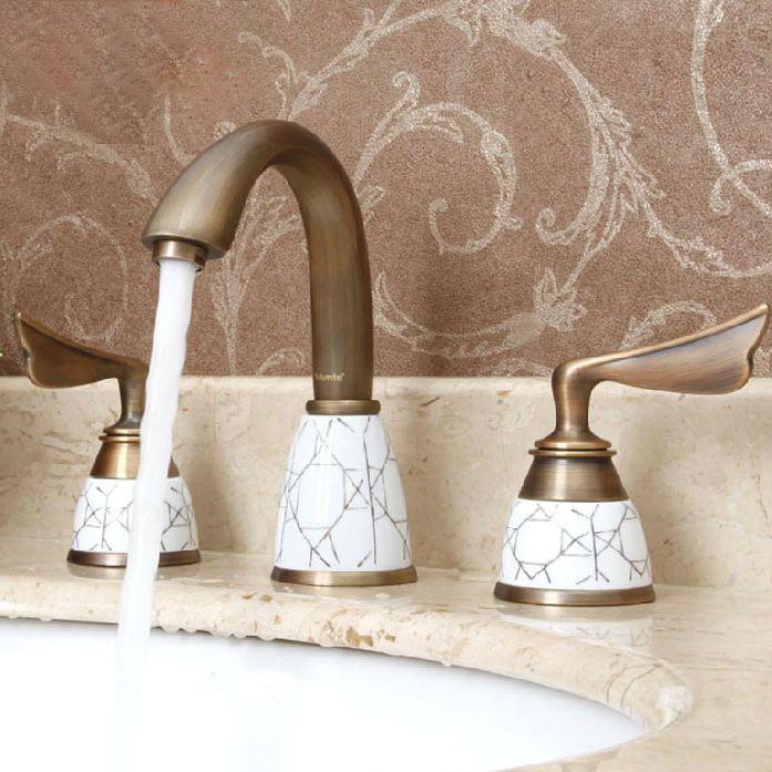 Deck Mounted Roman Tub Faucet Low Arc Bronze Roman Tub Faucet Set Clearhalo 'Bathroom Remodel & Bathroom Fixtures' 'Bathtub Faucets' 'bathtub_faucets' 'Home Improvement' 'home_improvement' 'home_improvement_bathtub_faucets' 1200x1200_4e737b93-2ce9-4309-a418-76c95d7cc427