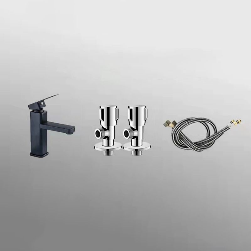 Modern Undermount Bathroom Sink Oval Shape Porcelain with Pop-Up Drain Basin Sink Clearhalo 'Bathroom Remodel & Bathroom Fixtures' 'Bathroom Sinks & Faucet Components' 'Bathroom Sinks' 'bathroom_sink' 'Home Improvement' 'home_improvement' 'home_improvement_bathroom_sink' 1200x1200_50633587-190b-4bb1-9be1-54389b64a2a2