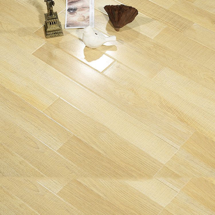 Modern Laminate Flooring Click Lock Scratch Resistant with Wax Coating Clearhalo 'Flooring 'Home Improvement' 'home_improvement' 'home_improvement_laminate_flooring' 'Laminate Flooring' 'laminate_flooring' Walls and Ceiling' 1200x1200_50d78c34-54f2-4031-be44-212232210d75