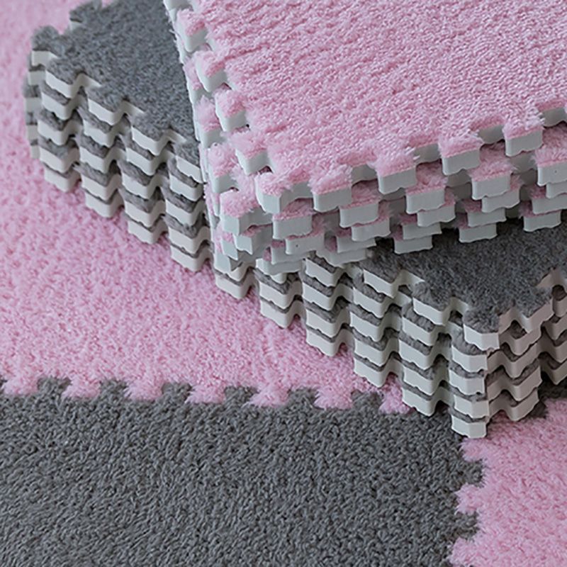 Modern Carpet Tiles Interlocking Square Color Block Carpet Tiles Clearhalo 'Carpet Tiles & Carpet Squares' 'carpet_tiles_carpet_squares' 'Flooring 'Home Improvement' 'home_improvement' 'home_improvement_carpet_tiles_carpet_squares' Walls and Ceiling' 1200x1200_52fd5c00-21c1-4a37-b021-559b2a00b5b6